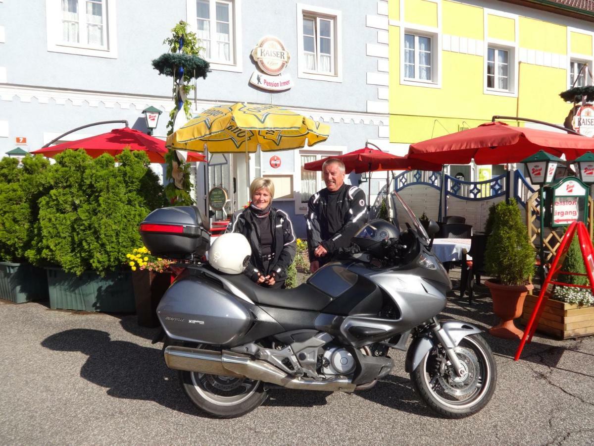 Fruehstueckspension Irmer Gaming Esterno foto